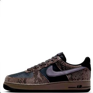 Nike Brown and Black Snake Pattern Sneakers